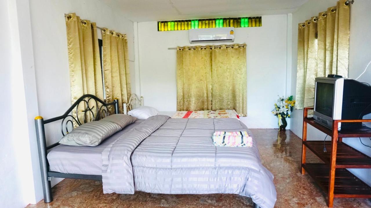 Tanachporn Homestay ธนัชพร โฮมสเตย์ เมืองจันทบุรี Ngoại thất bức ảnh